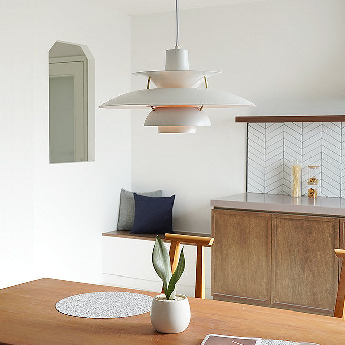 Modern Adjustable Ceiling Lamp, Elegant LED Ceiling Light Fixture for Dining Room and Living Area, Customizable Lighting 1