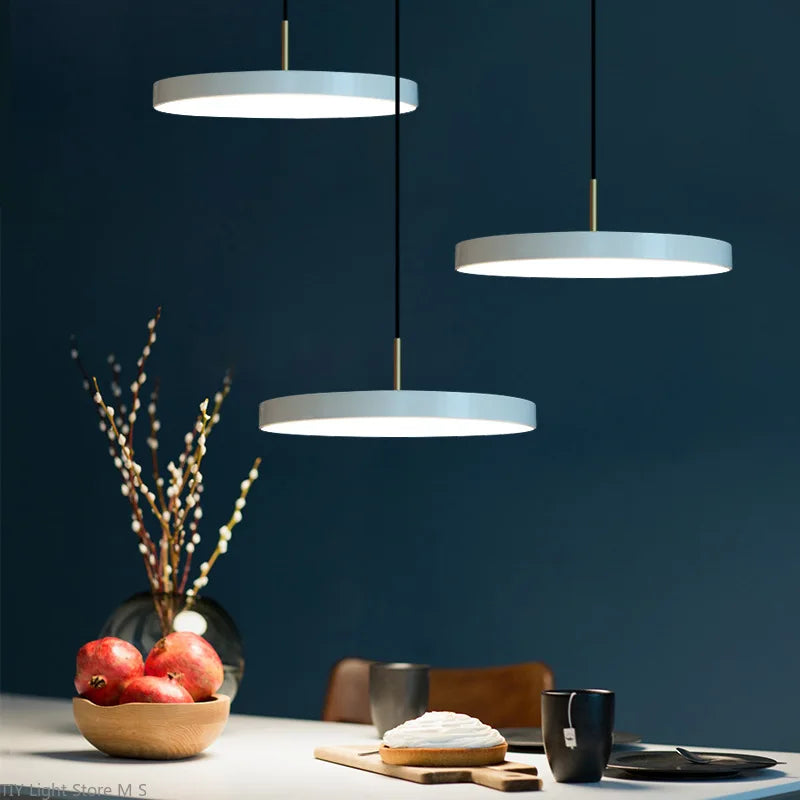 Scandinavian Black Pendant Light with Natural Wood and Metal Design – Minimalist Kitchen Pendant Lighting Fixture 4
