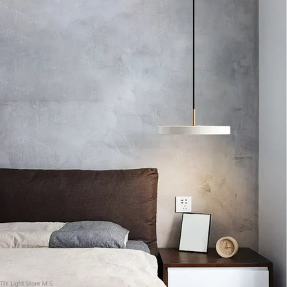 Scandinavian Black Pendant Light with Natural Wood and Metal Design – Minimalist Kitchen Pendant Lighting Fixture 5